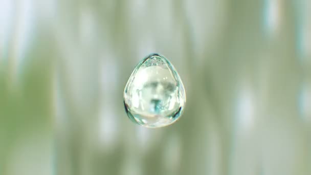 Hochgeschwindigkeits Wassertropfen Fallen — Stockvideo