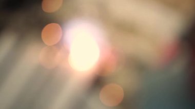 Woker Kaynaklı Çelik Metal Kaynak Kıvılcımı Soyut Bokeh Arkaplanı Bulanıklığı.