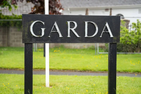 Ashbourne County Meath Irsko Května2021 Znak Gardy Před Nádražím Garda — Stock fotografie