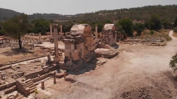 Stratonikeia Ancient City, conhecida como Cidade dos Gladiadores. Northen City Gate e Estrada Sagrada de Stratonicea e Lagina. Mugla, Turquia. — Vídeo de Stock