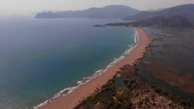 Istuzu plajının havadan görünüşü, Kırmızı Veri Kitabı 'nın yumurtlama alanı, kaplumbağalar Caretta Caretta Caretta, Dalyan, Mugla, Türkiye