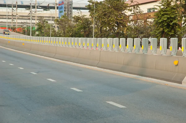 Yol bariyerleri — Stok fotoğraf