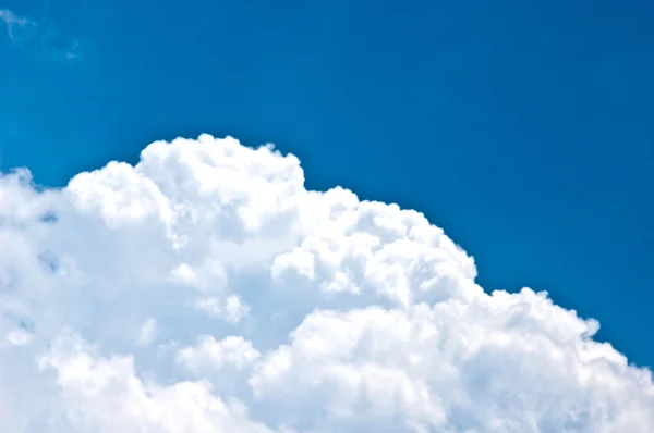 Cielo con nubes — Foto de Stock