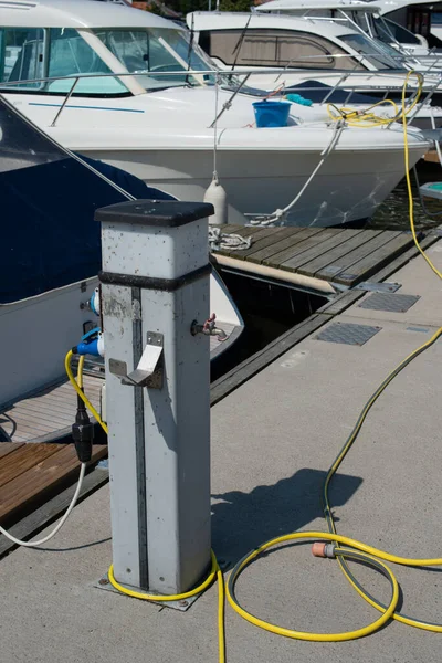 Pedestal Abastecimento Água Abastecimento Água Marina Para Barcos Iates Serviço — Fotografia de Stock