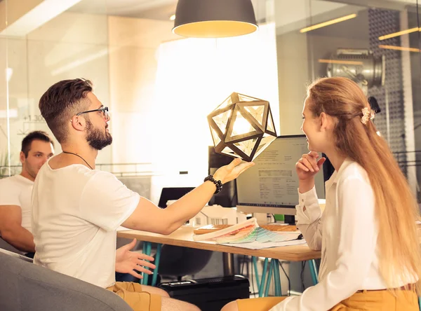 Architekt-Designer im Büro — Stockfoto