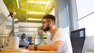 Mimar-tasarımcı ofis