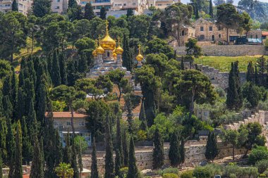 Kudüs, İsrail - 18 Nisan 2021: Kudüs Zeytin Dağı, İsrail 'deki Mary Magdalene Kilisesi.