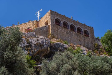 Kudüs, İsrail - 25 Haziran 2021: Hinnom Vadisi 'ndeki Aziz Onuphrius Manastırı.