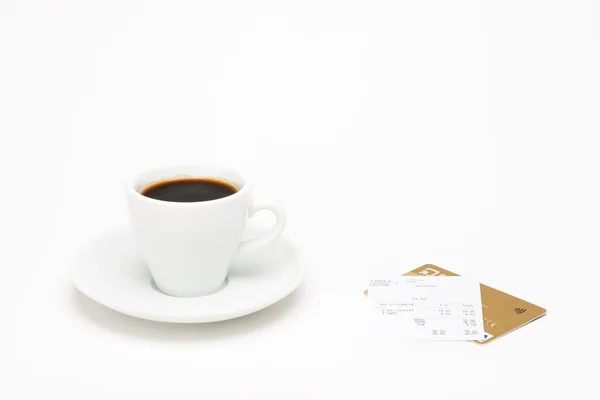 Tazza di caffè con bolletta — Foto Stock