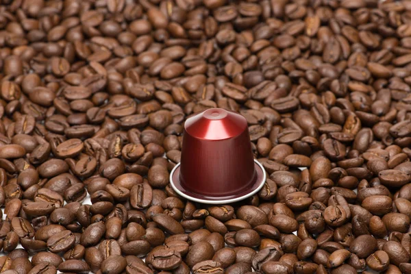 Seme di caffè con capsula — Foto Stock