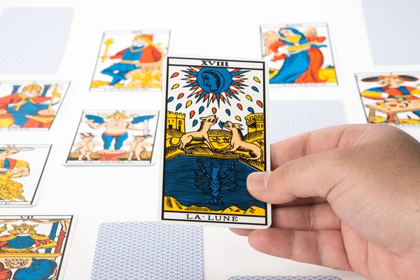 Felhívni a tarot: a Hold — Stock Fotó