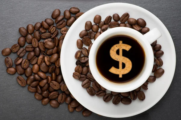 Kopp kaffe med dollar — Stockfoto