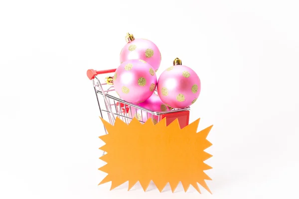 Caddy para ir de compras con bola de Navidad — Foto de Stock