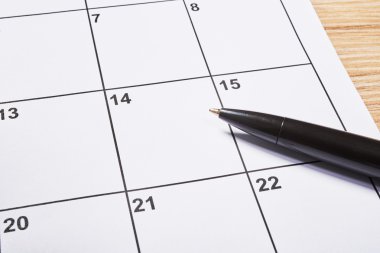 Sevgililer günü gündemindeki kalem ile