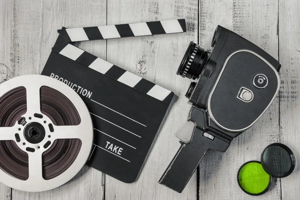 Eski film kamera ve film reel