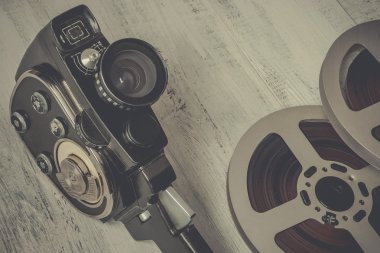 Eski film kamera ve film reel