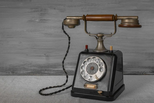 Eski siyah telefon — Stok fotoğraf