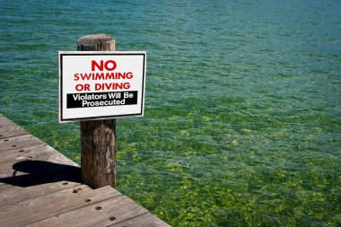 lake tahoe adlı ahşap iskele