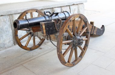 Izmailovo Kremlin eski savaş topu