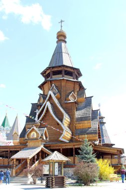 Güneşli bir günde Moskova'da Izmailovskiy Kremlin