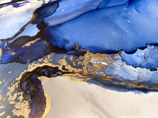 Streszczenie Tła Sztuki Niebieskiej Pięknymi Smugami Plamami Wykonanymi Tuszu Alkoholowego — Zdjęcie stockowe