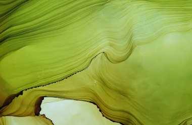 Alkol mürekkebi modern soyut resim, modern sanat. Renkli soyut resim arkaplanı. Soyut renkli arka plan, duvar kağıdı. Modern sanat. Mermer dokusunu boya. Acıya yakın çekim    