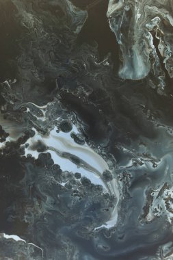 Modern soyut resim, akrilik boyalarla boyanmış. Soyut resmin renkli arkaplanı. Soyut renkli arka plan, duvar kağıdı. Modern sanat. 