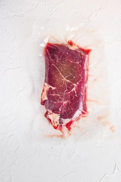 Rauwe Biefstuk Vacuüm Verpakt Biologisch Vlees Voor Sous Vide Koken — Stockfoto