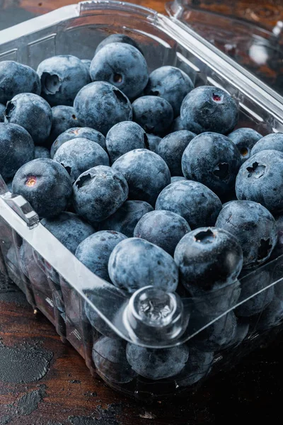 Quarts Blueberrie Gamla Mörka Träbord Bakgrund — Stockfoto