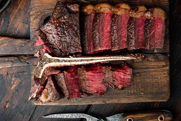 Pieces Delicious Barbecued Meat Medium Rare Beef Steak Set Bone — Stock Photo, Image