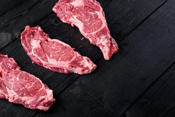Carne Fresca Mármol Cruda Steak Ribeye Black Angus Set Sobre — Foto de Stock