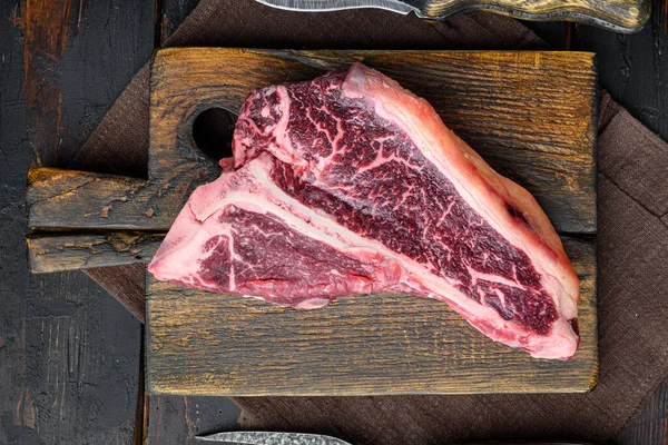 Roh Frisches Rindfleisch Bone Steak Drya Aged Cut Set Auf — Stockfoto