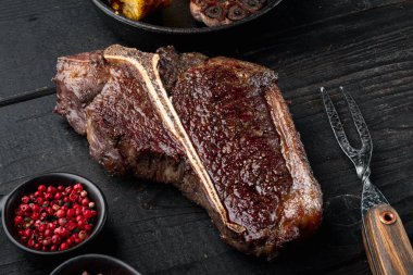 Biftek mi biftek mi? Biftek mi?