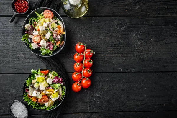 Ensalada Griega Con Verduras Frescas Queso Feta Aceitunas Kalamati Sobre —  Fotos de Stock