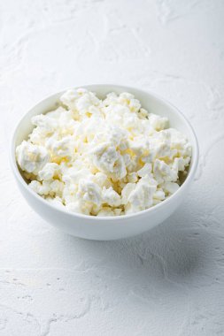 Süzme peynir, kaymak, beyaz desenli arka plan