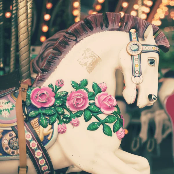 Vintage karusell häst — Stockfoto
