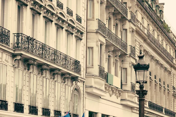 Vintage Balkone in Paris — Stockfoto