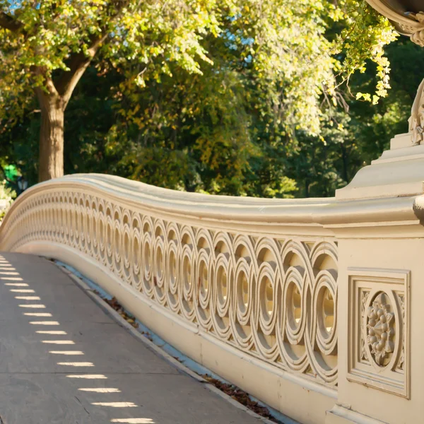 Bogenbrücke — Stockfoto