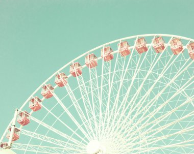 Vintage pastel dönme dolap