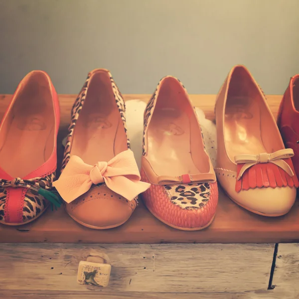 Kadın vintage ayakkabılar — Stok fotoğraf