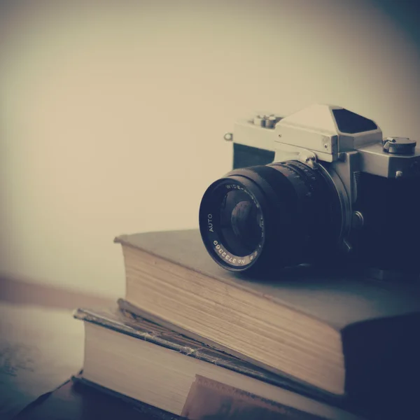 Câmera retro velha — Fotografia de Stock