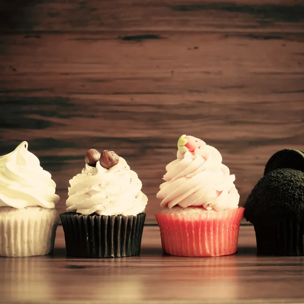 Sweet tasty cupcakes — Stock Photo, Image