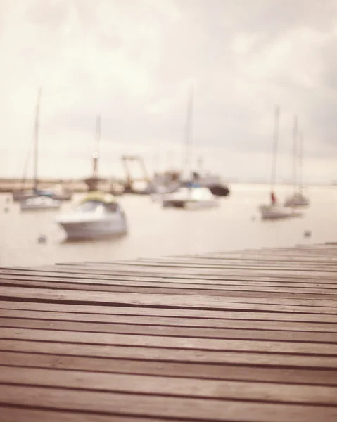 Porto de verão com barcos — Fotografia de Stock