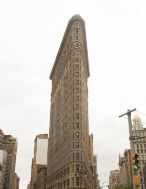 Sokak düzeyinde bina flatiron