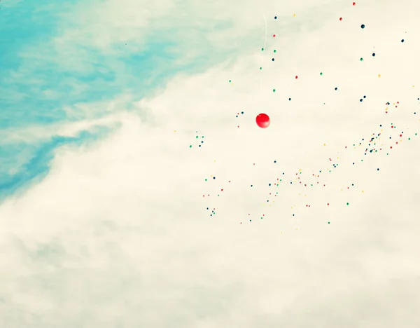 Balóny nad retro obloha — Stock fotografie