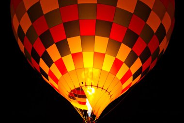 Renkli sıcak hava balonu