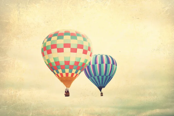 Teksturowanej balonów na ogrzane powietrze w locie — Zdjęcie stockowe