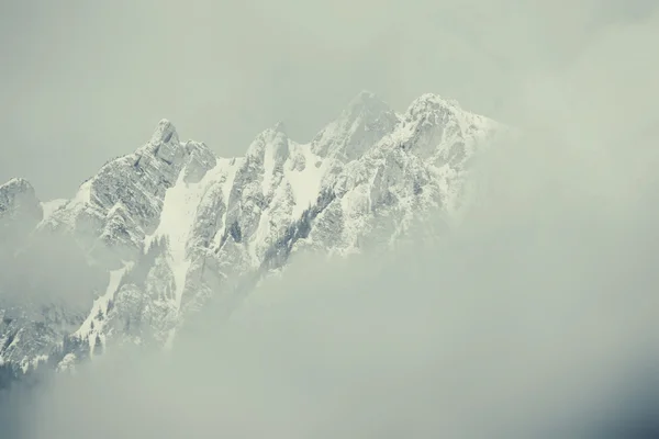 Χειμερινό τοπίο στα βουνά Εικόνα Αρχείου