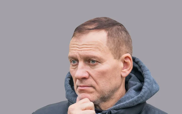 Close Portret Van Middelbare Leeftijd Man Geïsoleerde Achtergrond — Stockfoto