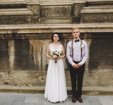 Gelin ve damat poz